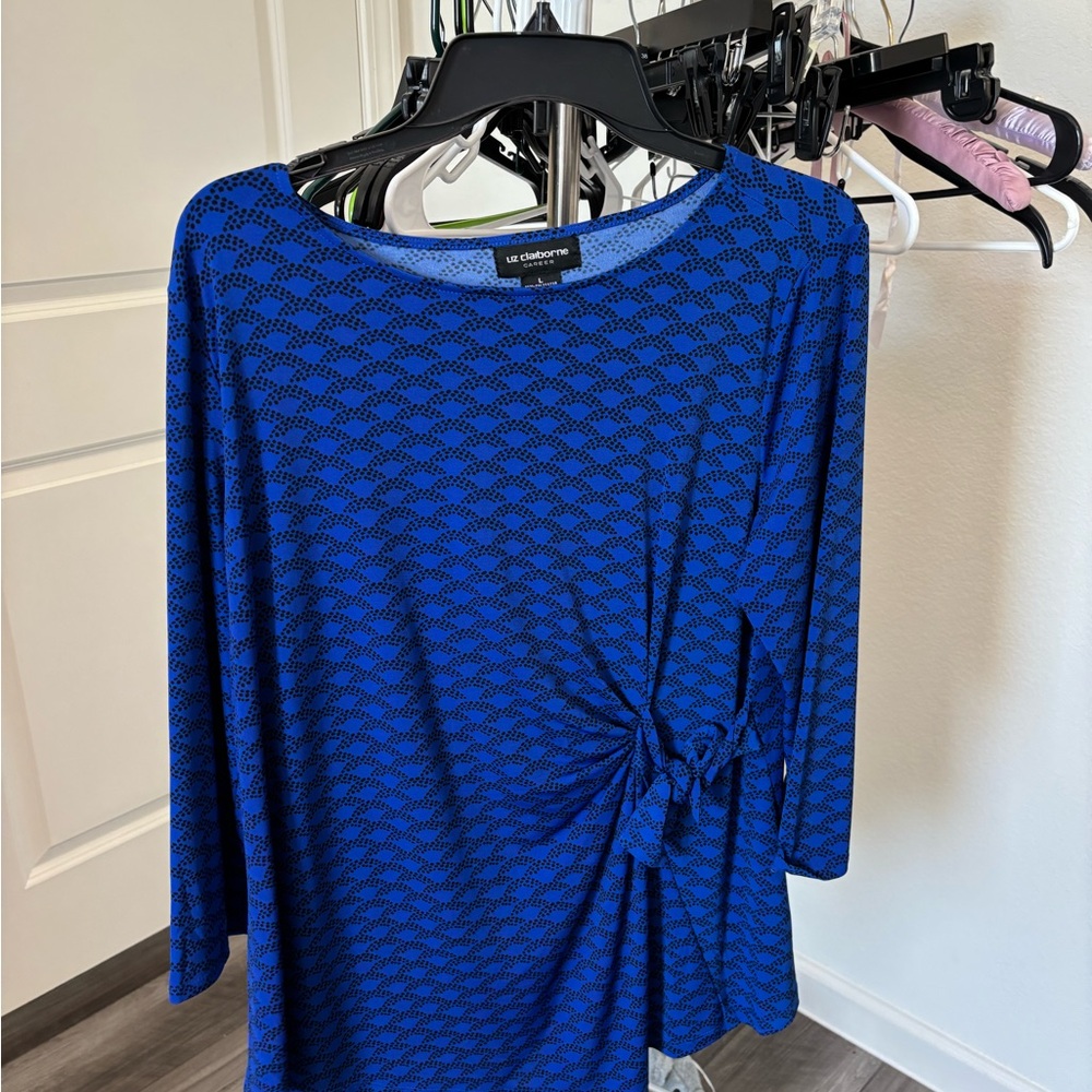 Liz Claiborne Royal Blue Patterned Blouse